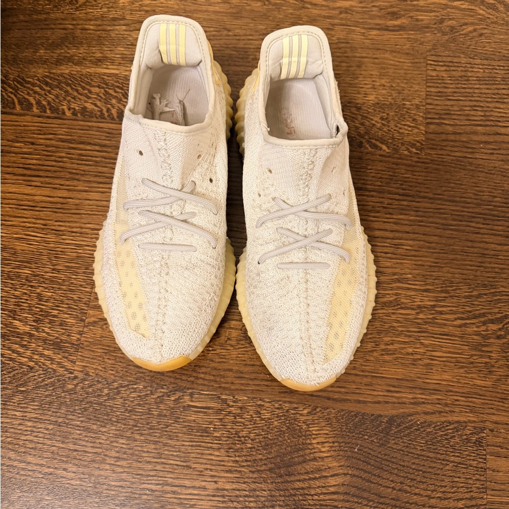 Adidas Yeezy men’s white Cream Sneakers